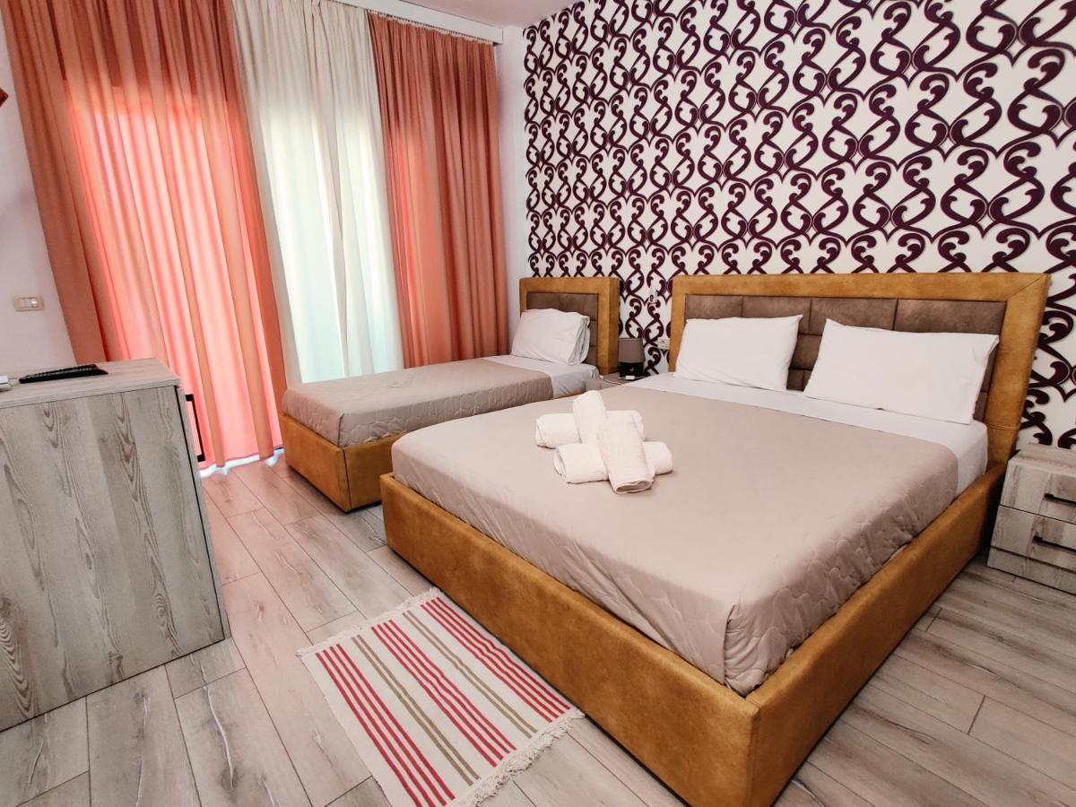 Hotel Ocean & Fron Agency Sarandë Eksteriør billede